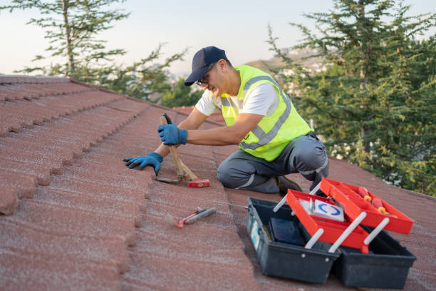 Best Emergency Roof Repair  in Willimantic, CT